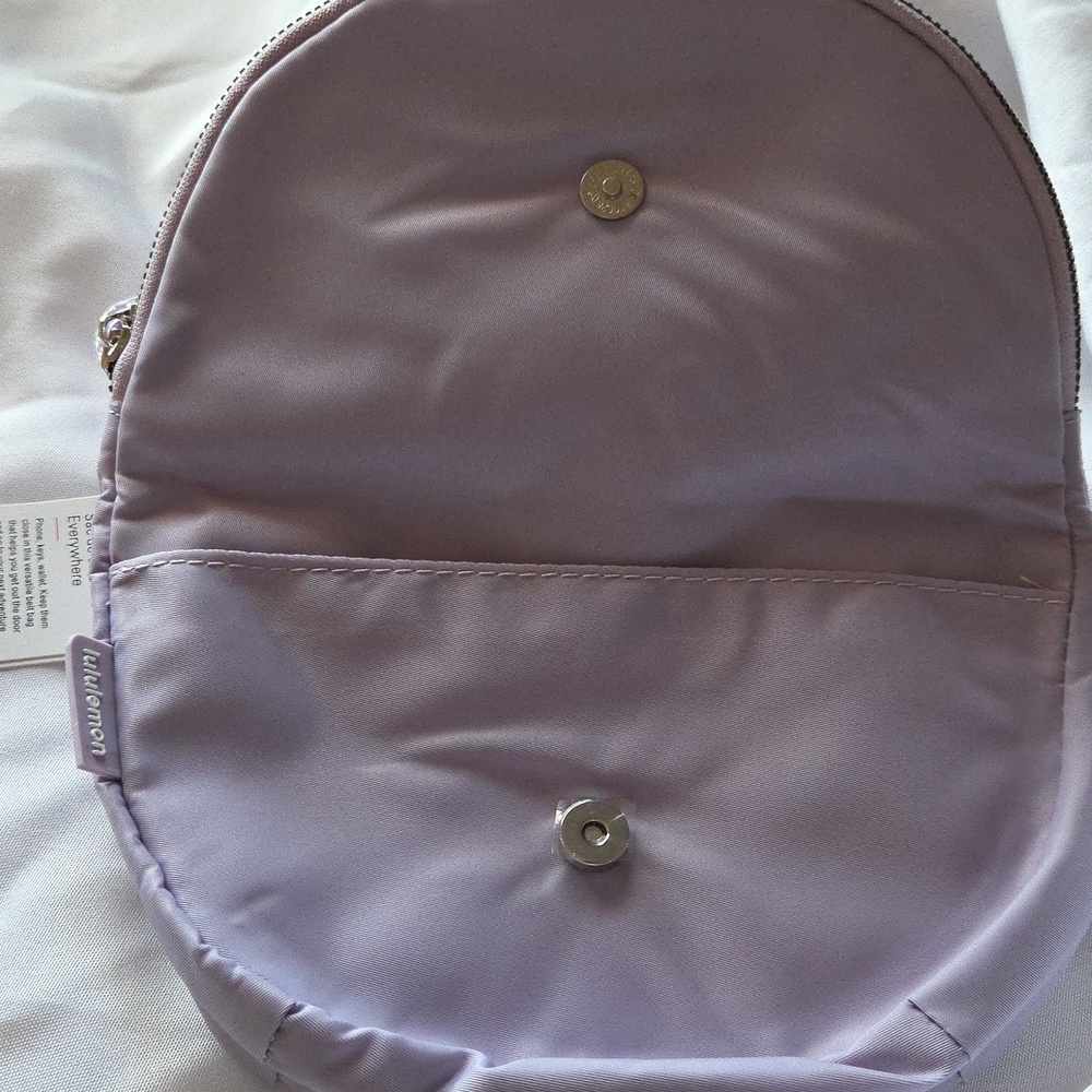 Everywhere Belt Bag - Picture 2 of 7